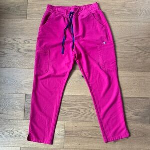 Figs Scrubs - Yola Skinny Scrub Pants - Ultra Rose - Size M - EUC